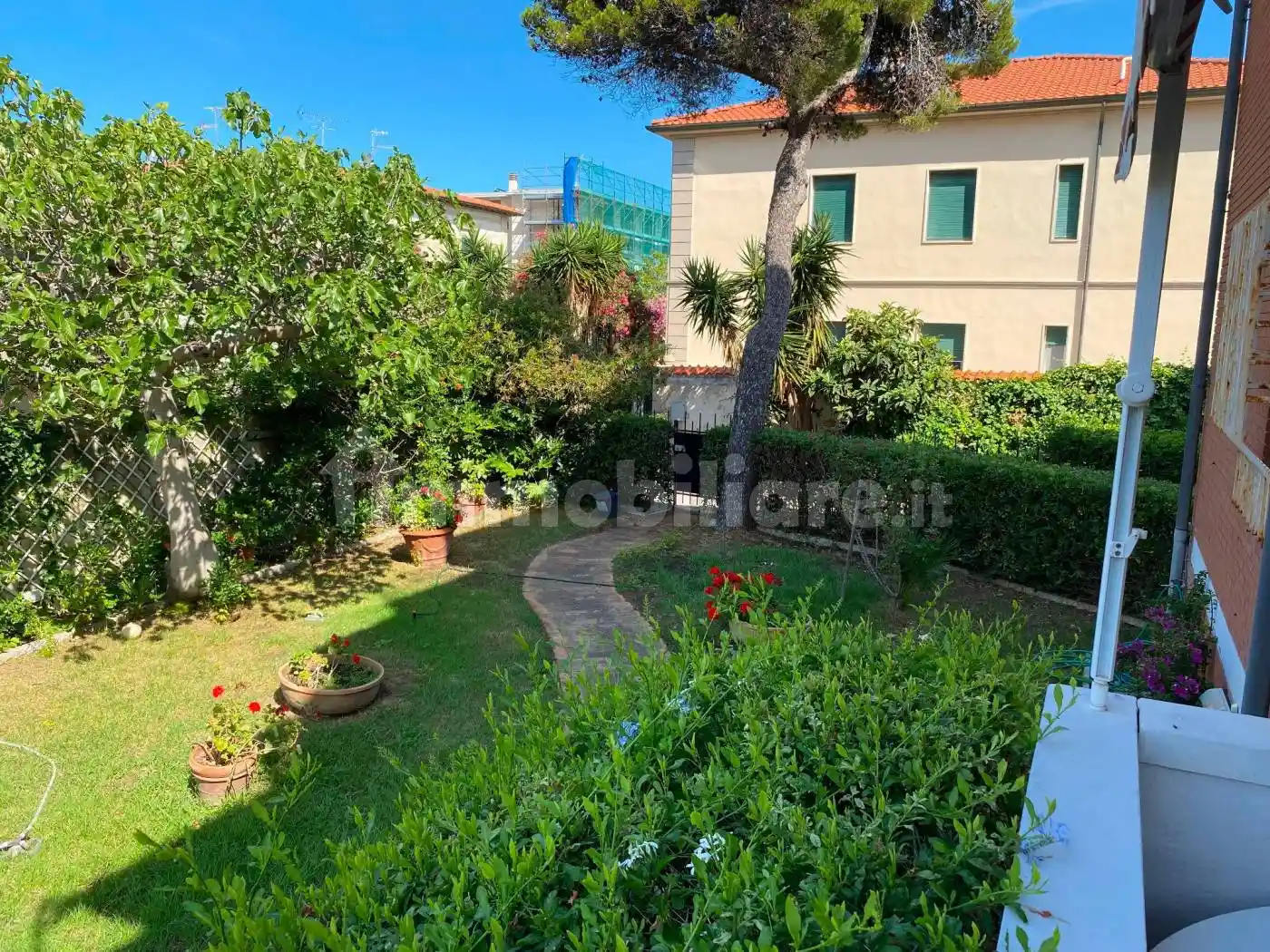 Appartamento in vendita a Livorno