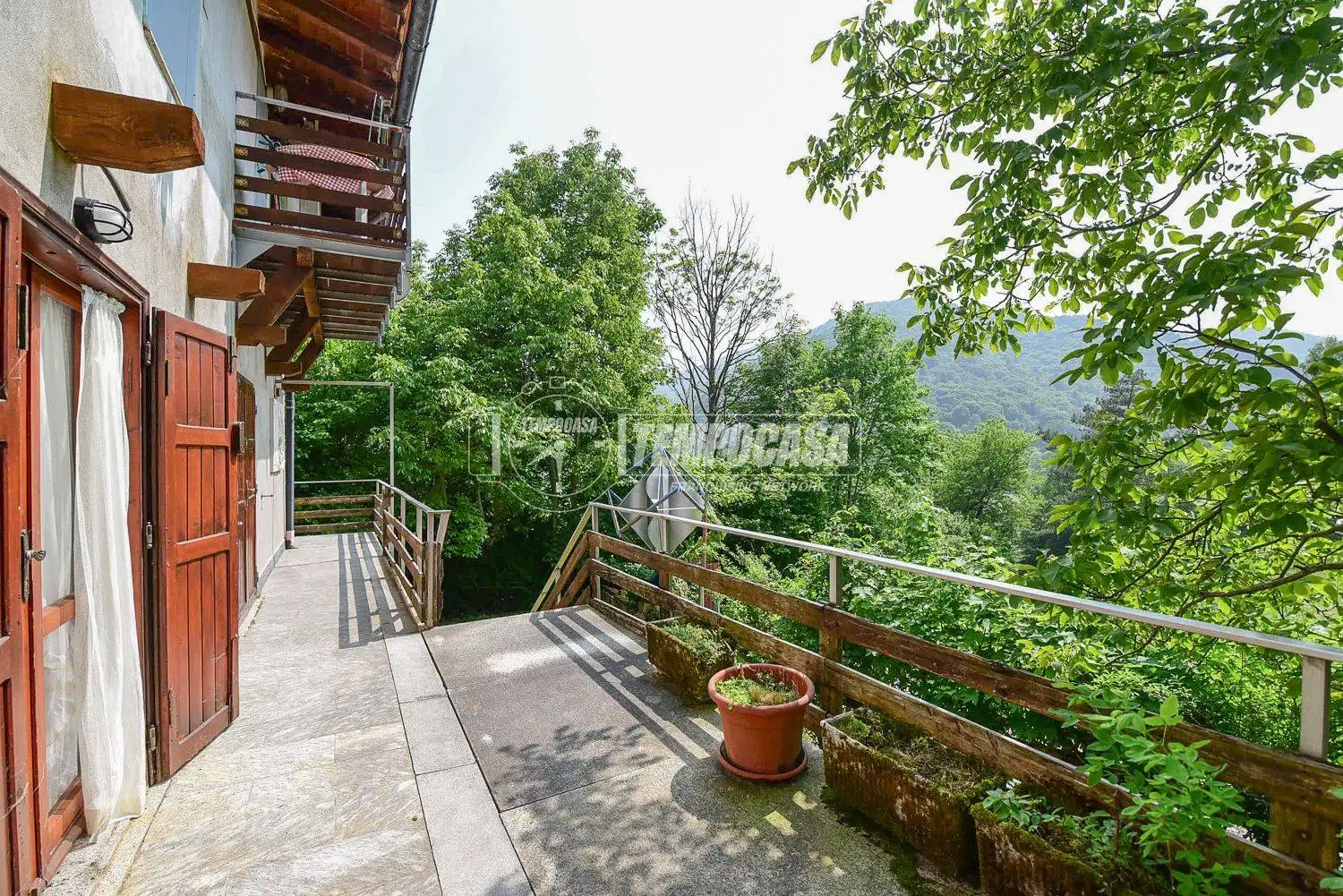 Appartamento in vendita a Sormano