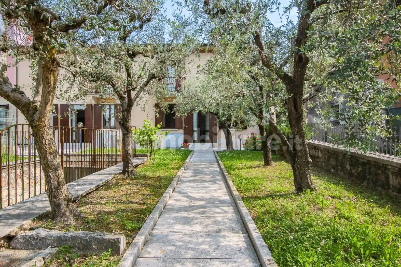 Rustico - Casale in vendita a Sant'Ambrogio di Valpolicella