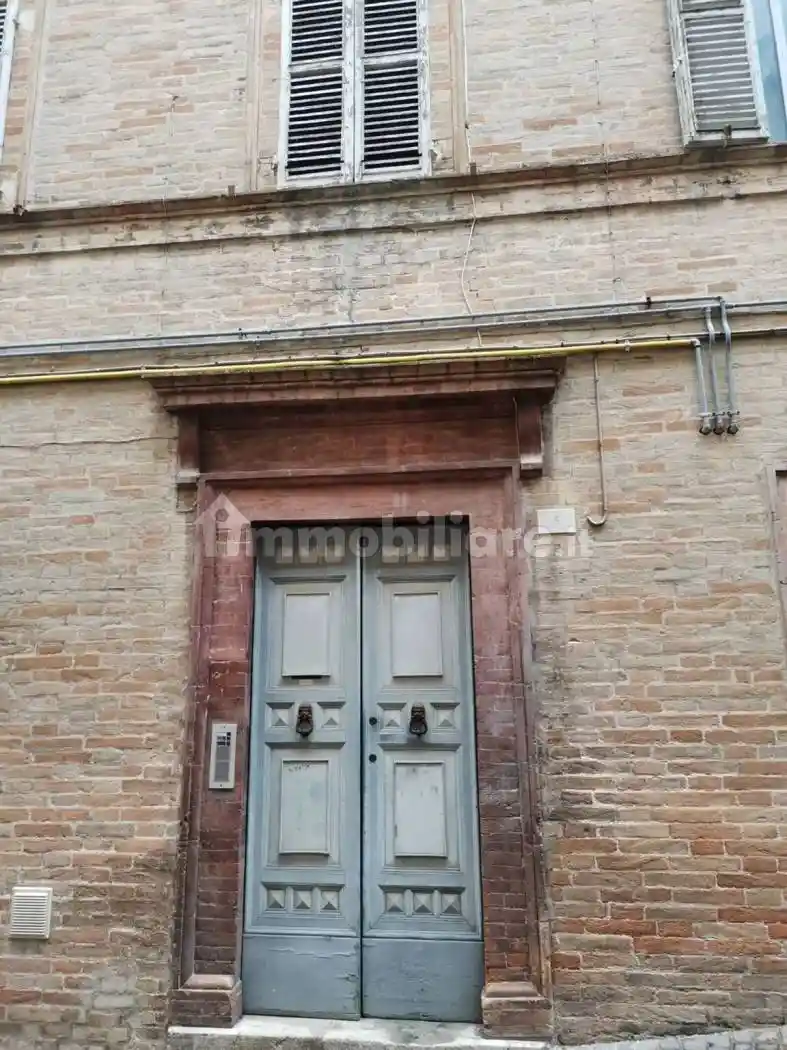 Palazzo - Edificio in vendita a Osimo
