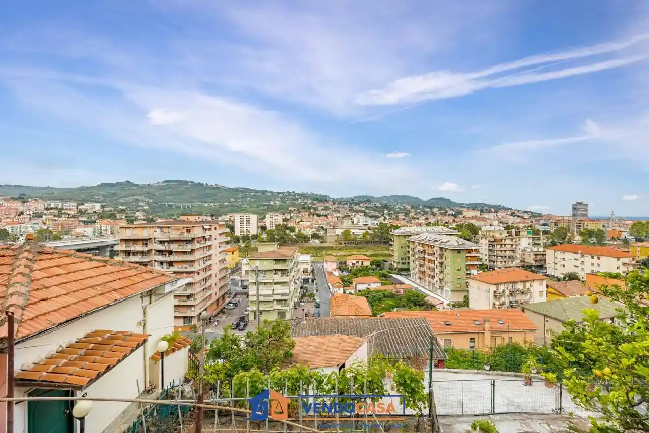 Rustico - Casale in vendita a Imperia