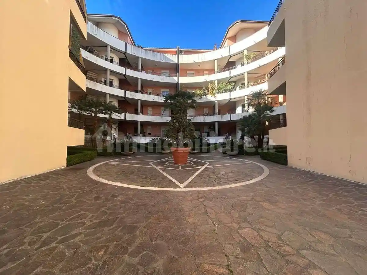 Appartamento in vendita a Barcellona Pozzo di Gotto