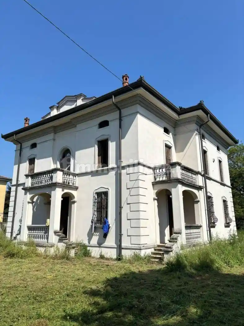Villa in vendita a Dosolo