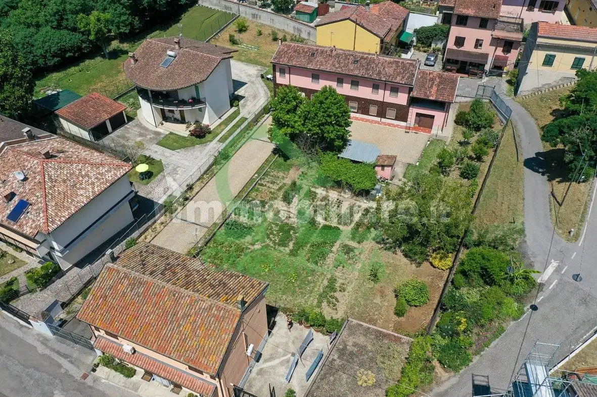 Casa indipendente in vendita a Senna Lodigiana