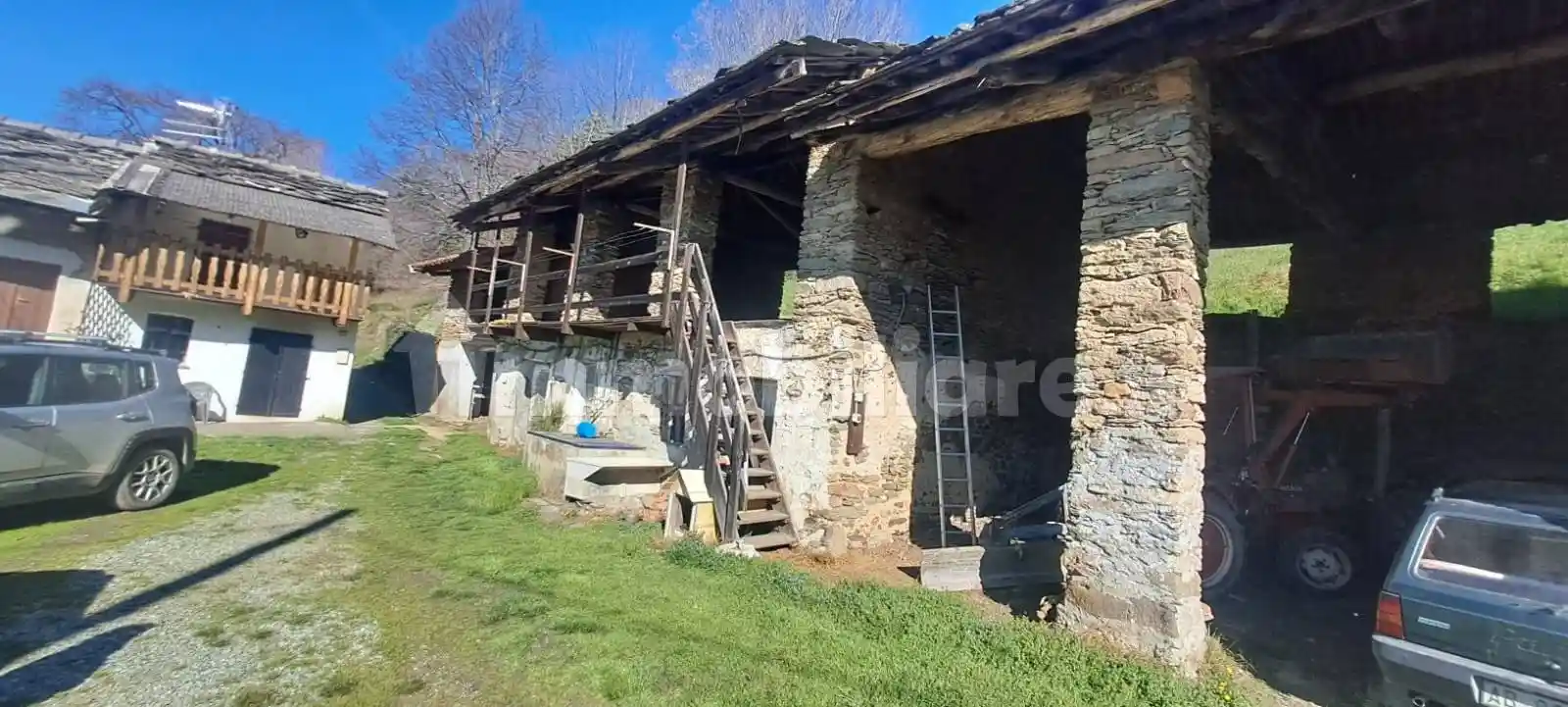 Rustico - Casale in vendita a Pinerolo
