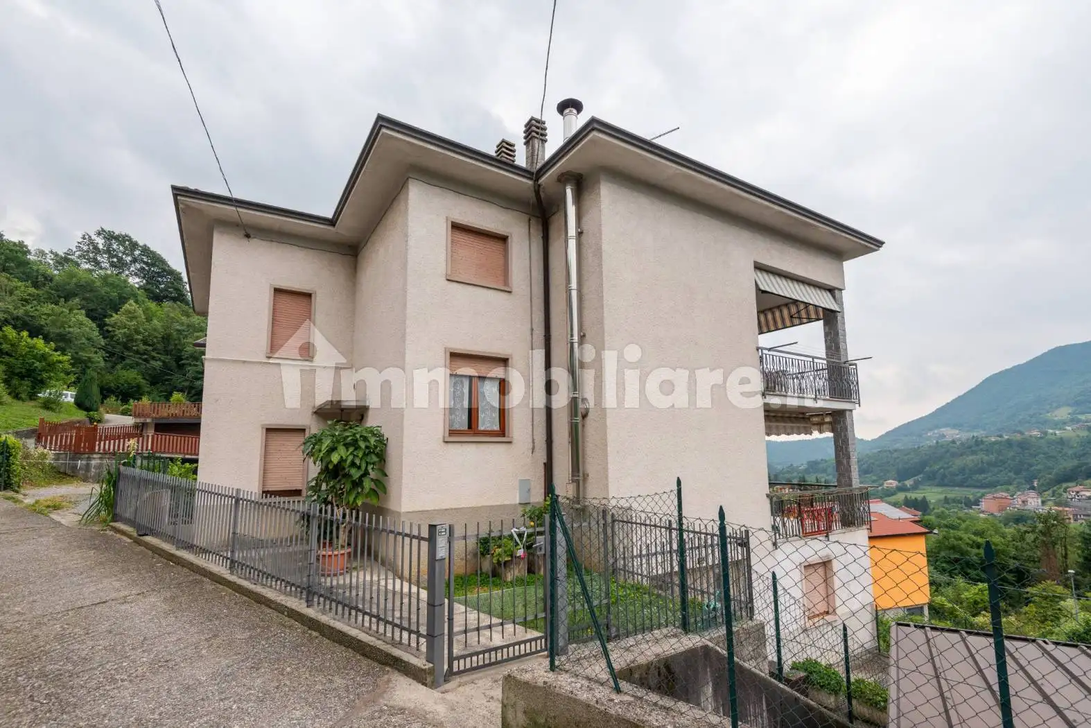 Appartamento in vendita a Capizzone