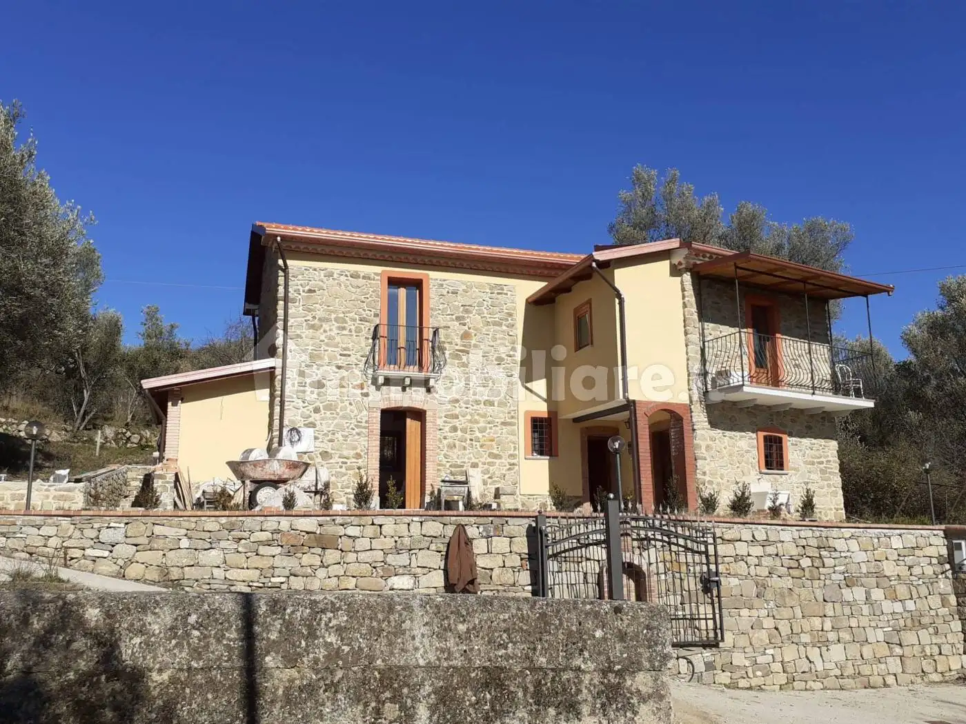 Villa in vendita a Moio della Civitella