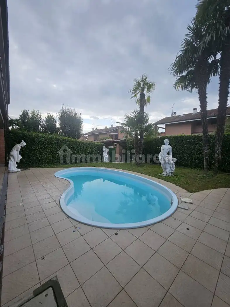 Villa in vendita a San Giuliano Milanese