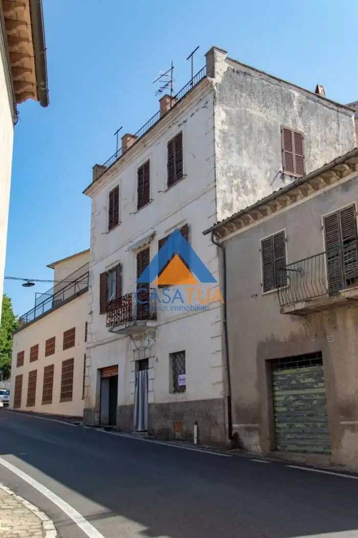 Casa indipendente in vendita a Alviano