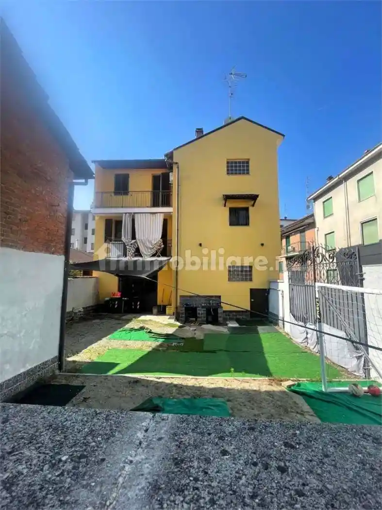 Terratetto unifamiliare via Ludovico Sforza 12, Pernate, Novara - foto 2