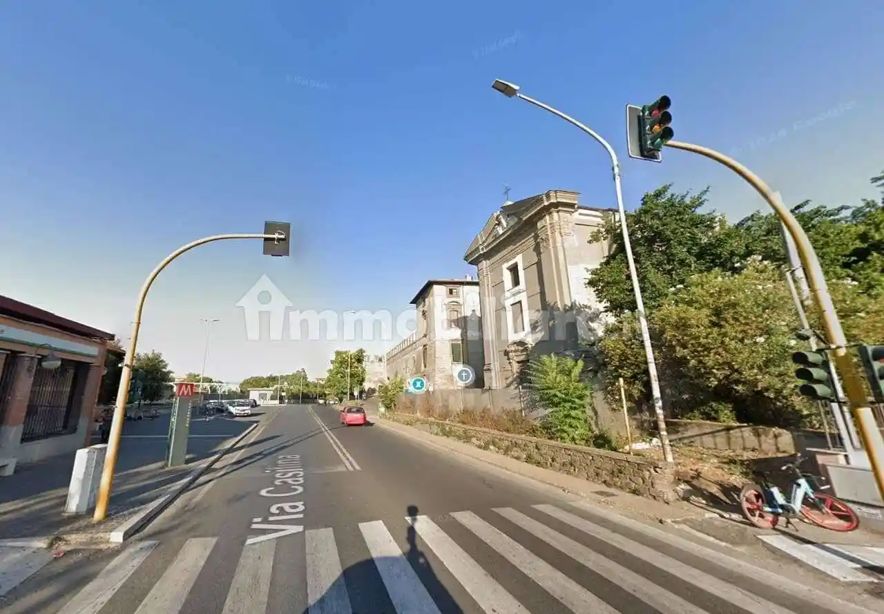 Palazzo - Edificio in vendita a Roma