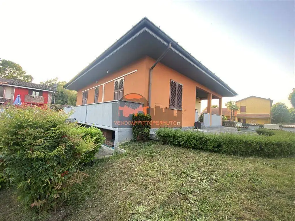 Villa in vendita a Casaletto di Sopra