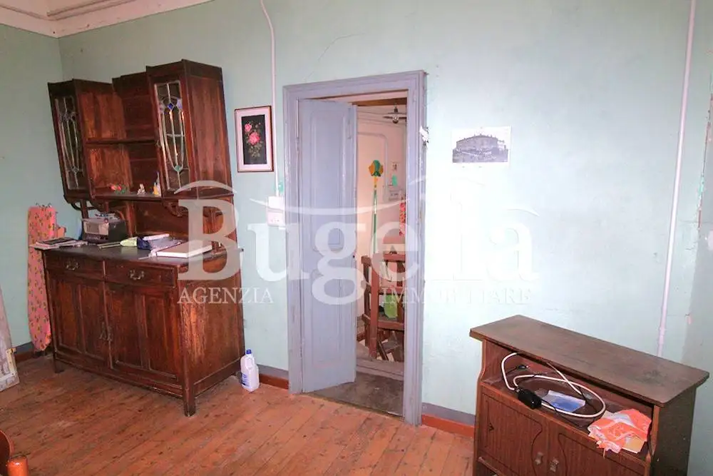 Appartamento piazza Castello 4, Centro, Alice Castello - foto 5