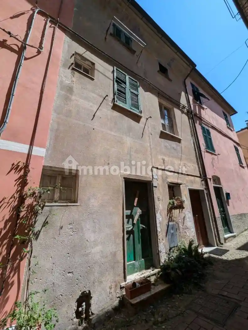 Casa indipendente in vendita a Ameglia