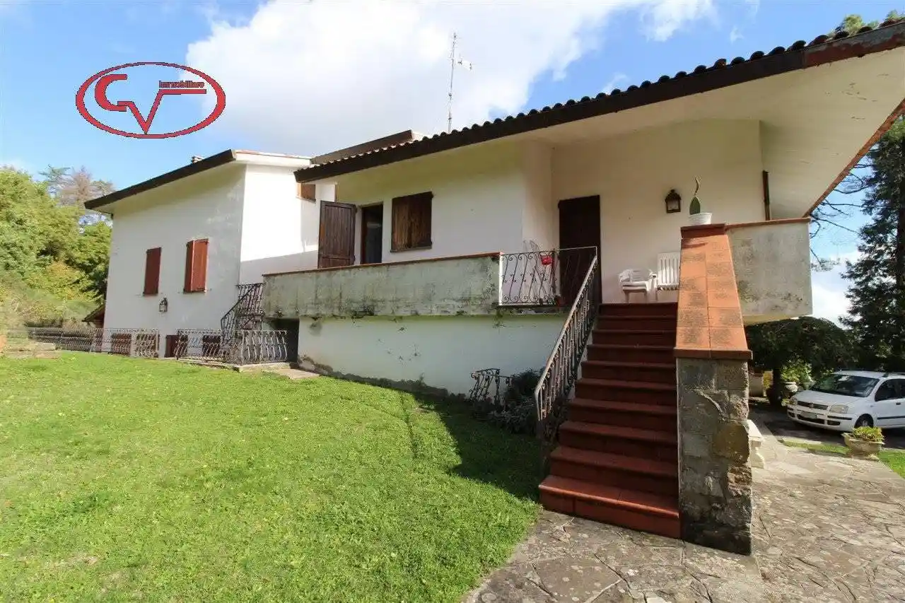 Villa in vendita a Cavriglia