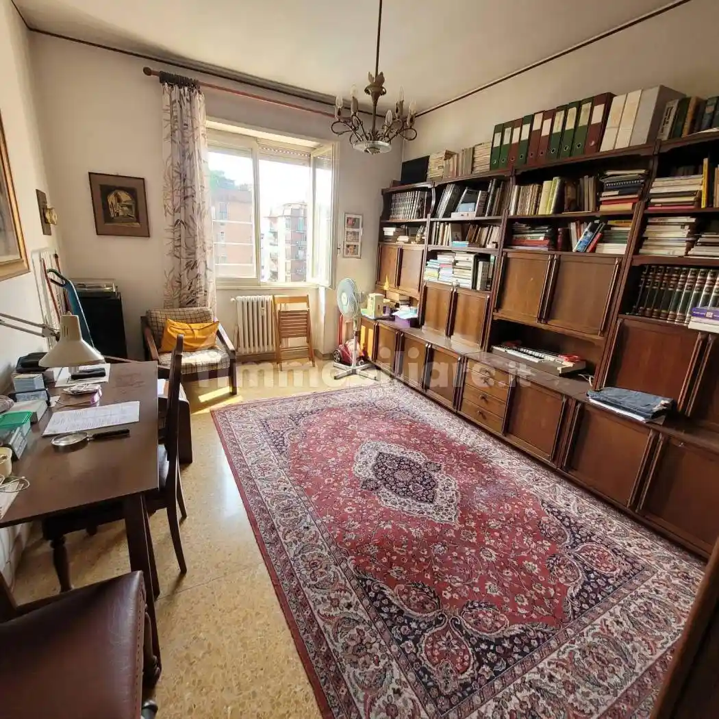 Trilocale buono stato, settimo piano, Lorenteggio, Milano - foto 4