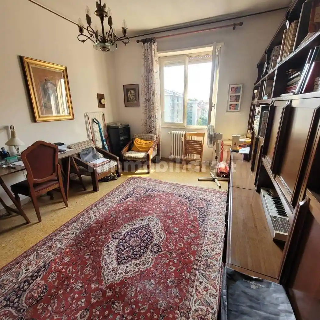 Trilocale buono stato, settimo piano, Lorenteggio, Milano - foto 5