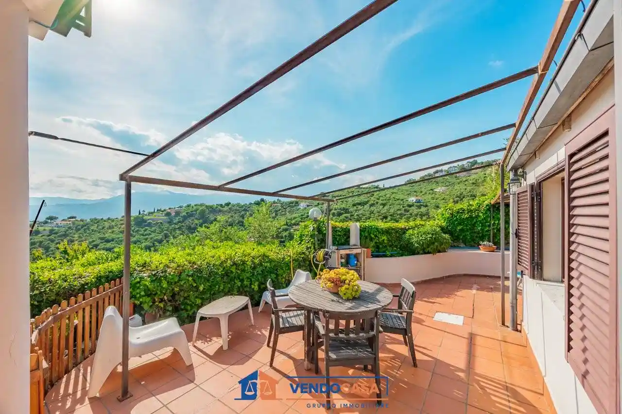 Appartamento in vendita a Imperia