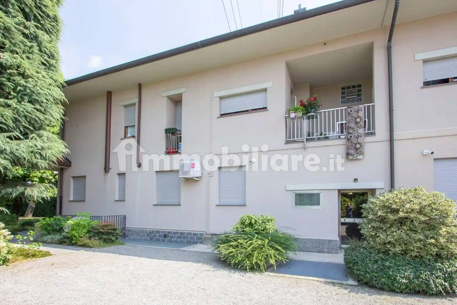 Appartamento in vendita a Varedo
