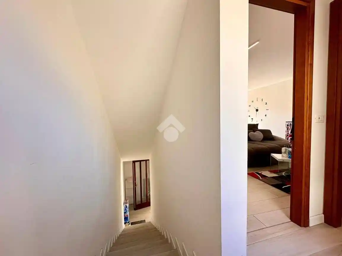 Villa bifamiliare via Superiore 65, Volpe - Villalta, Udine - foto 3