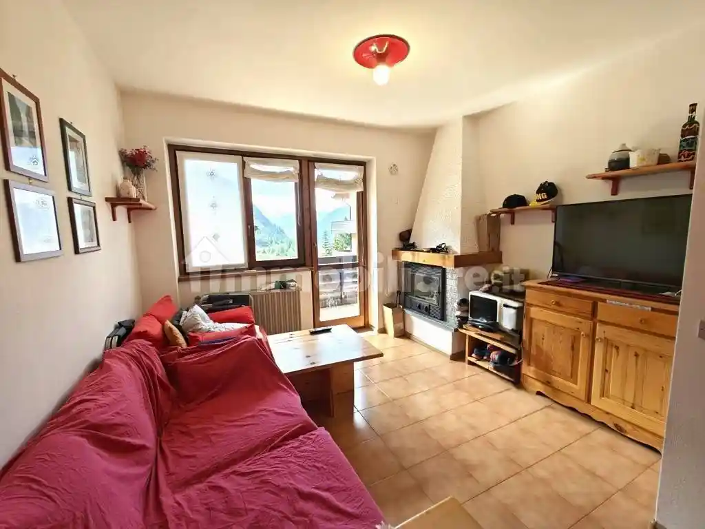 Appartamento in vendita a Chiesa in Valmalenco