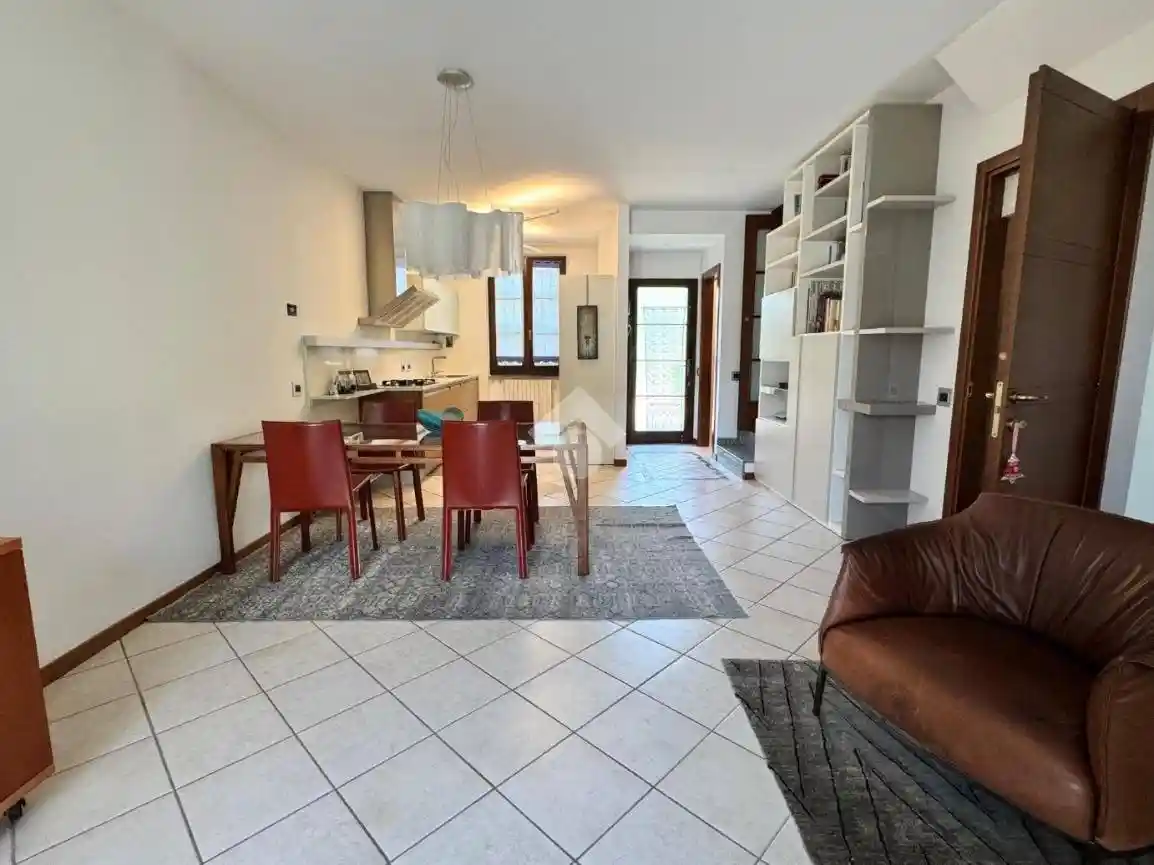 Villa a schiera via San ambrogio 17, Centro, Cernusco Lombardone - foto 3