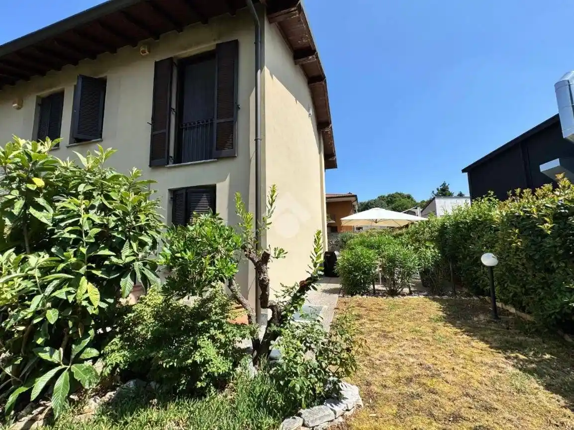 Villa a schiera via San ambrogio 17, Centro, Cernusco Lombardone - foto 4