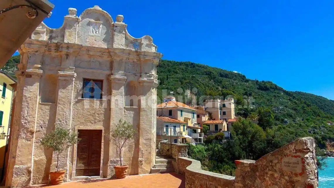 Appartamento in vendita a Lerici