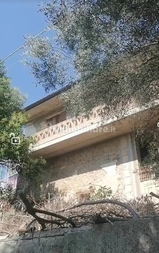 Villa in vendita a Teramo