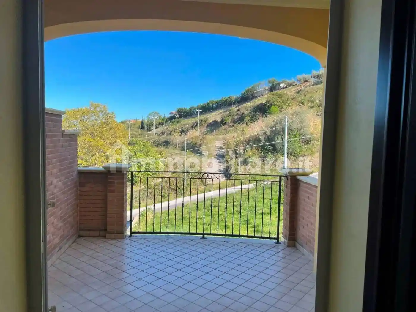 Trilocale buono stato, primo piano, Colonnella - foto 2