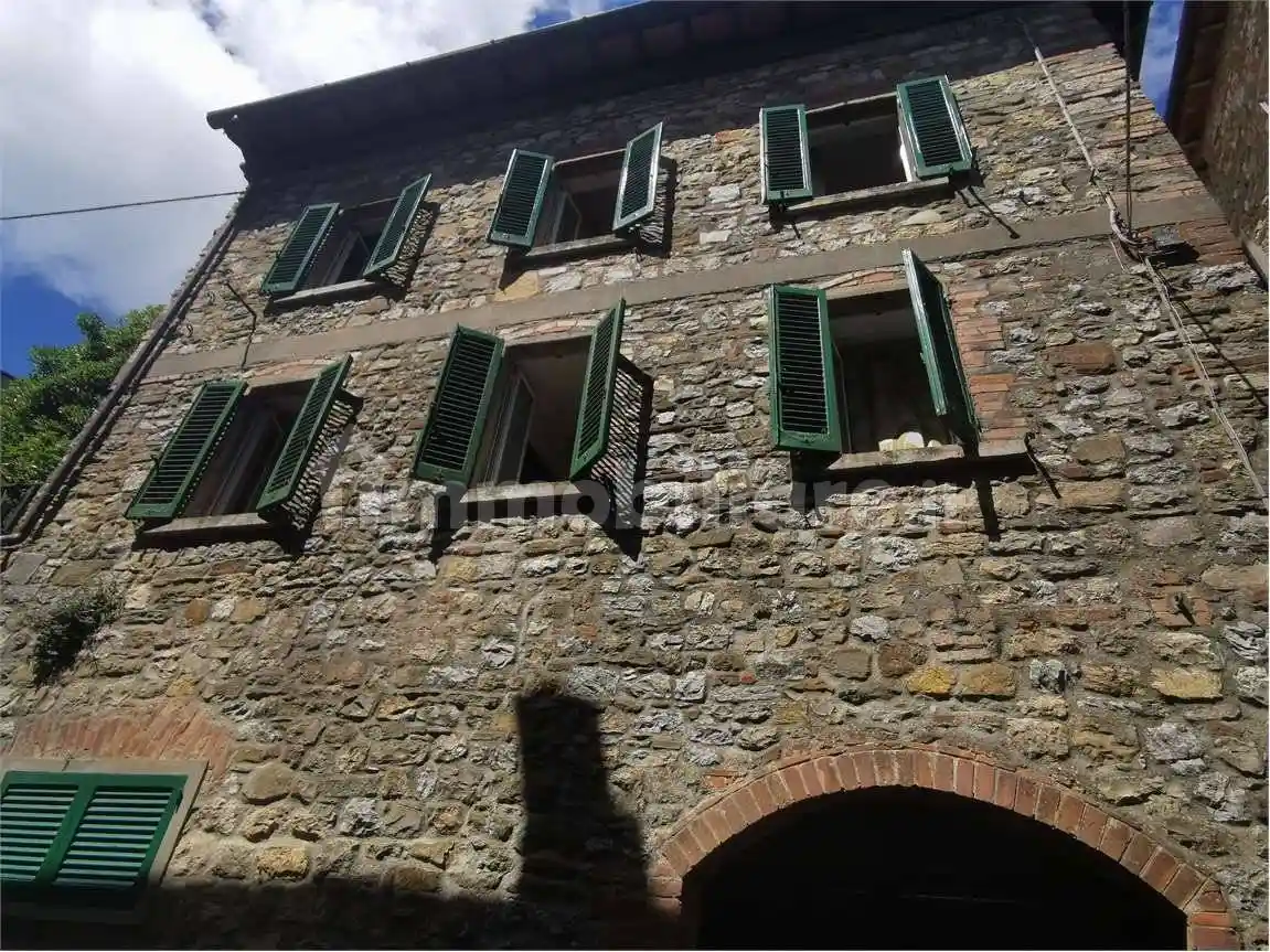 Casa indipendente in vendita a Civitella in Val di Chiana