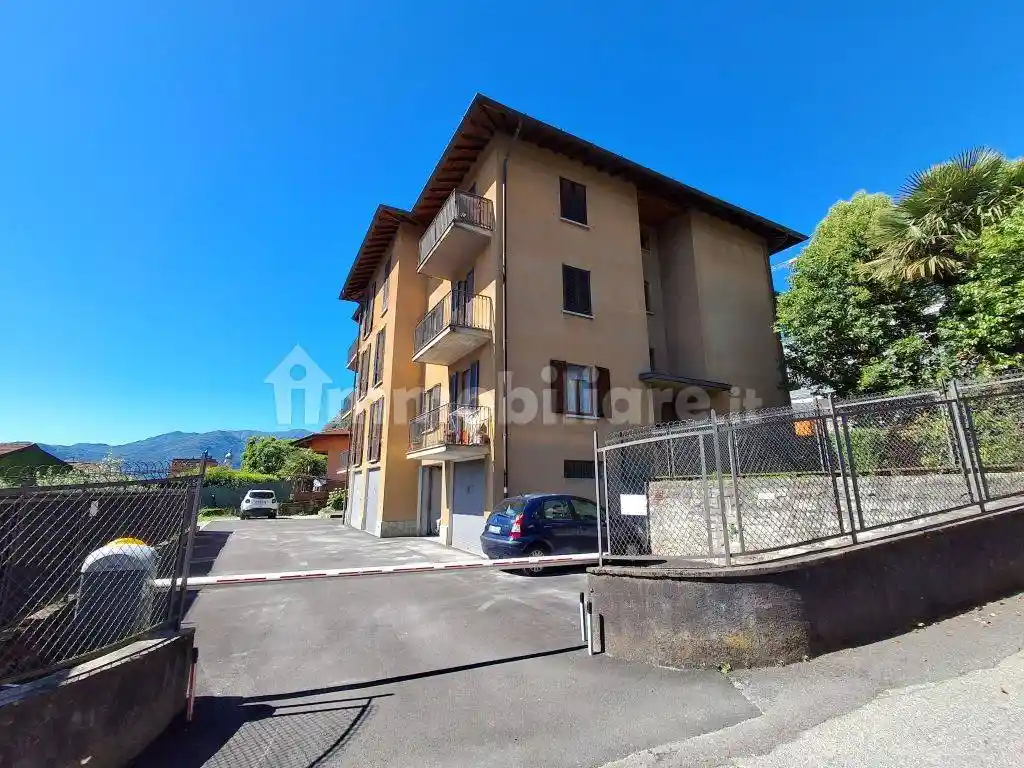Appartamento in vendita a Menaggio