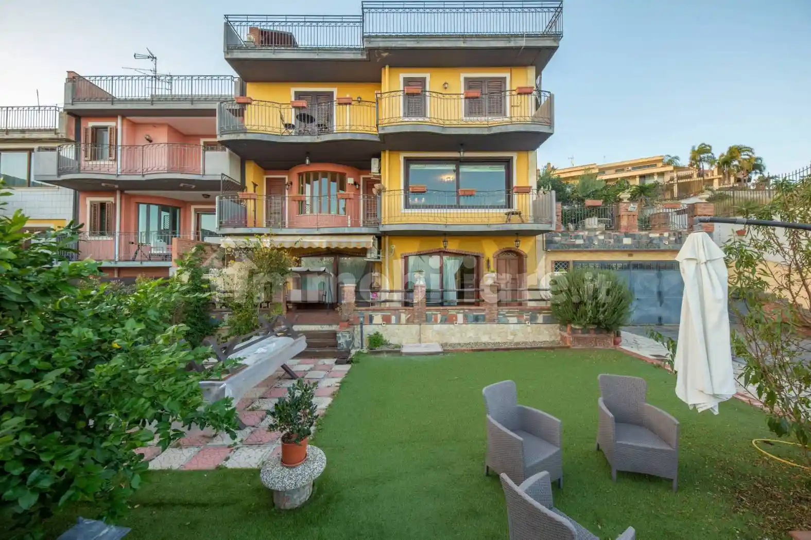 Villetta a schiera in vendita a Aci Castello