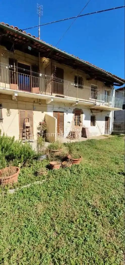 Rustico - Casale in vendita a Rivarolo Canavese