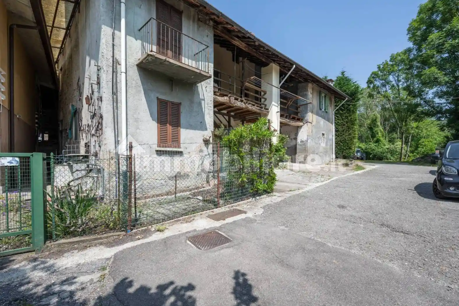 Rustico - Casale in vendita a Varese