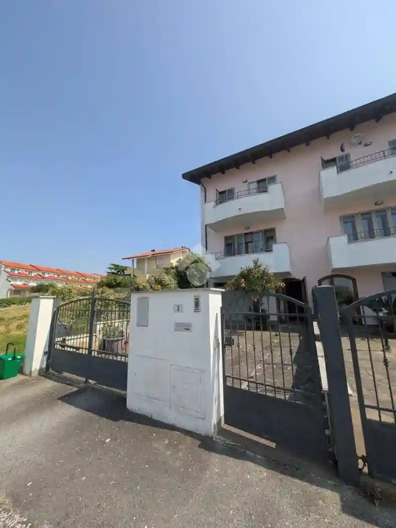 Villetta a schiera - foto 2