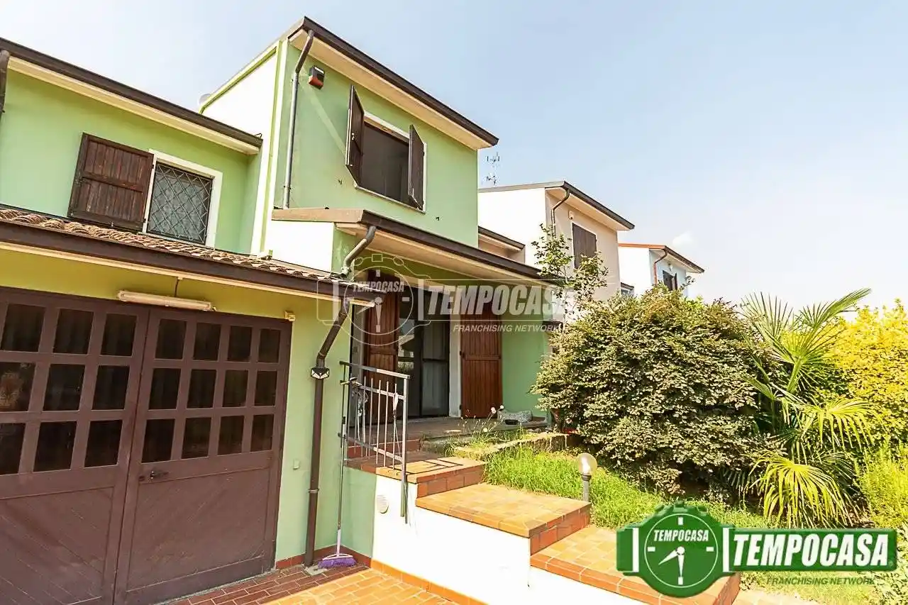 Villetta a schiera - foto 2