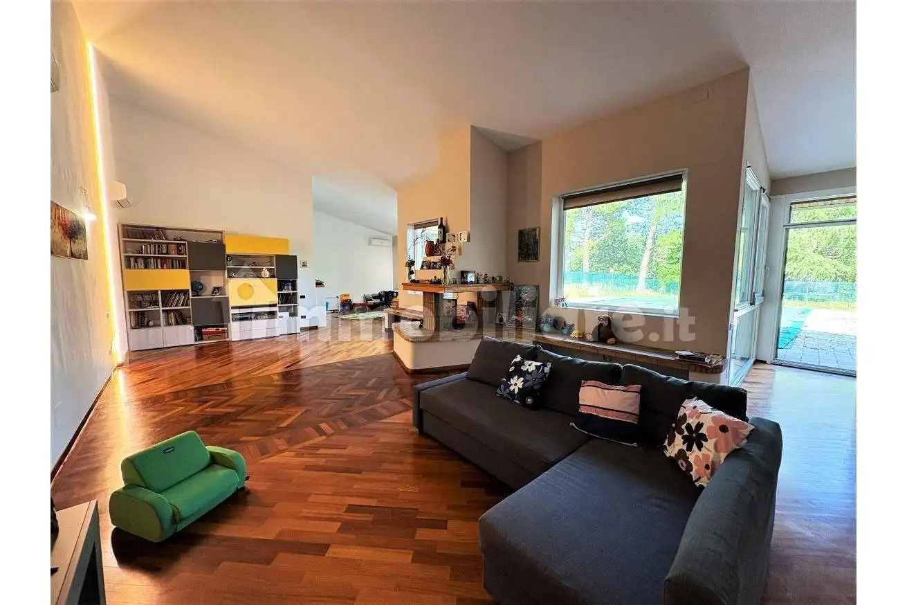 Villa in vendita a Castel San Pietro Terme