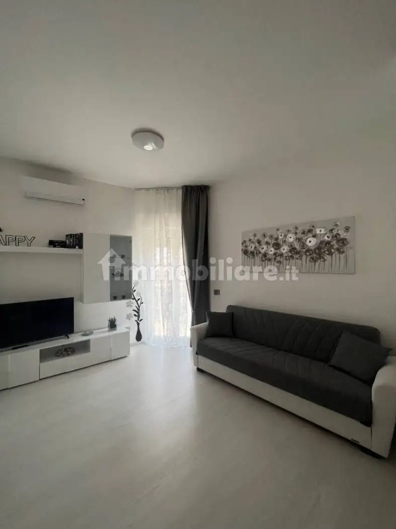 Appartamento in affitto a Montenero di Bisaccia