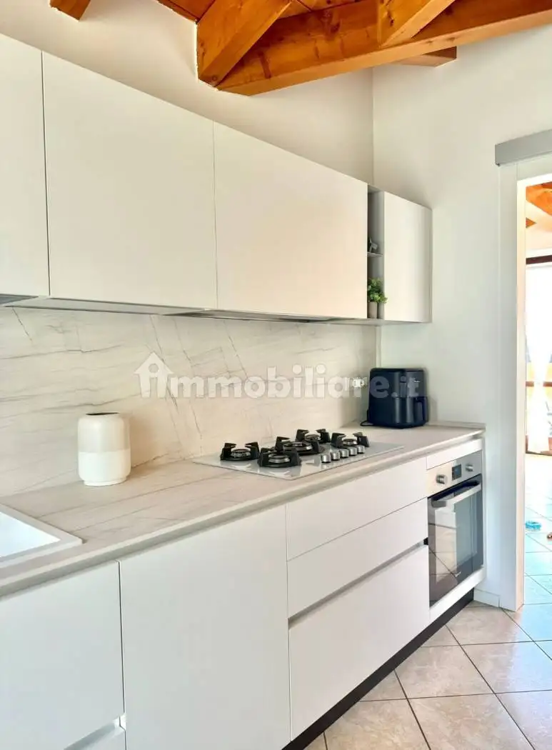 Quadrilocale via Donatello 7, Centro, Casnate con Bernate - foto 5