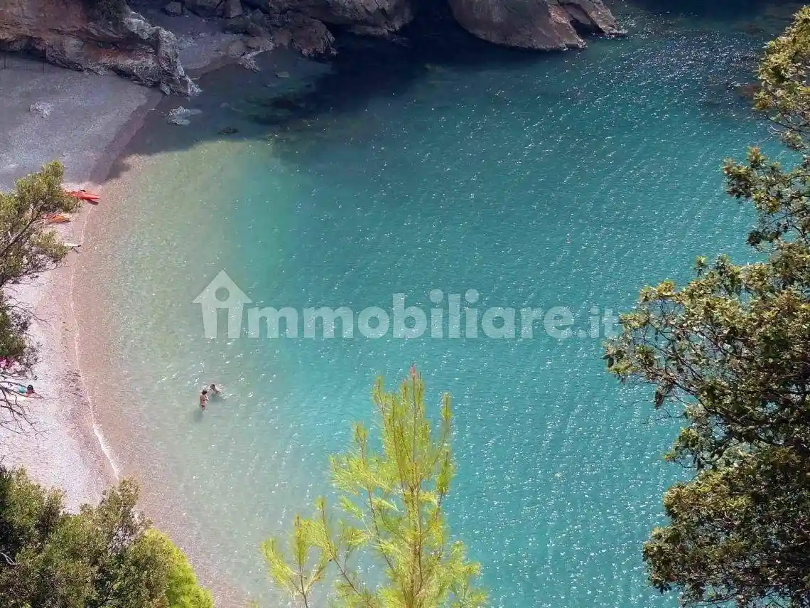 Appartamento in vendita a Lerici