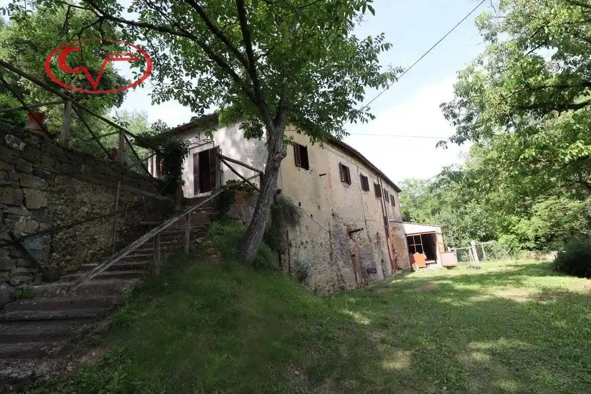 Rustico - Casale in vendita a Montevarchi