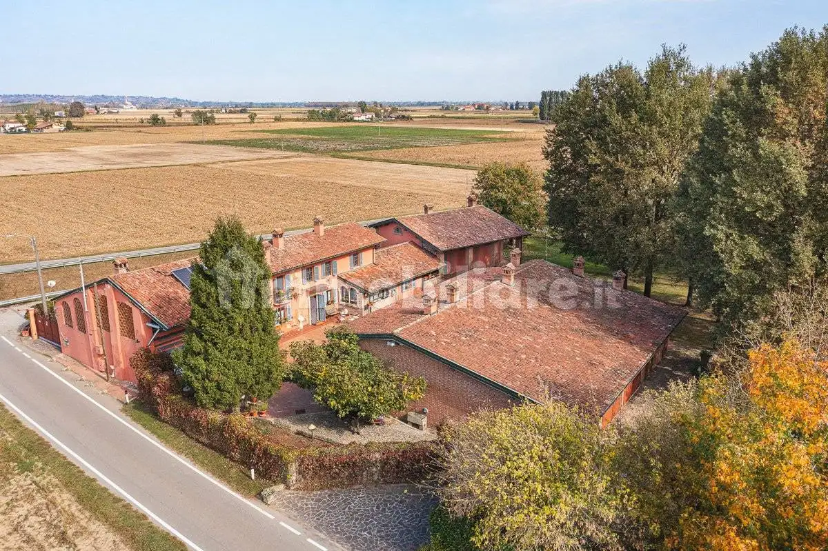 Rustico - Casale in vendita a Pieve Porto Morone