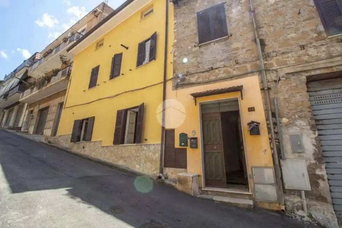 Appartamento in vendita a Marcellina