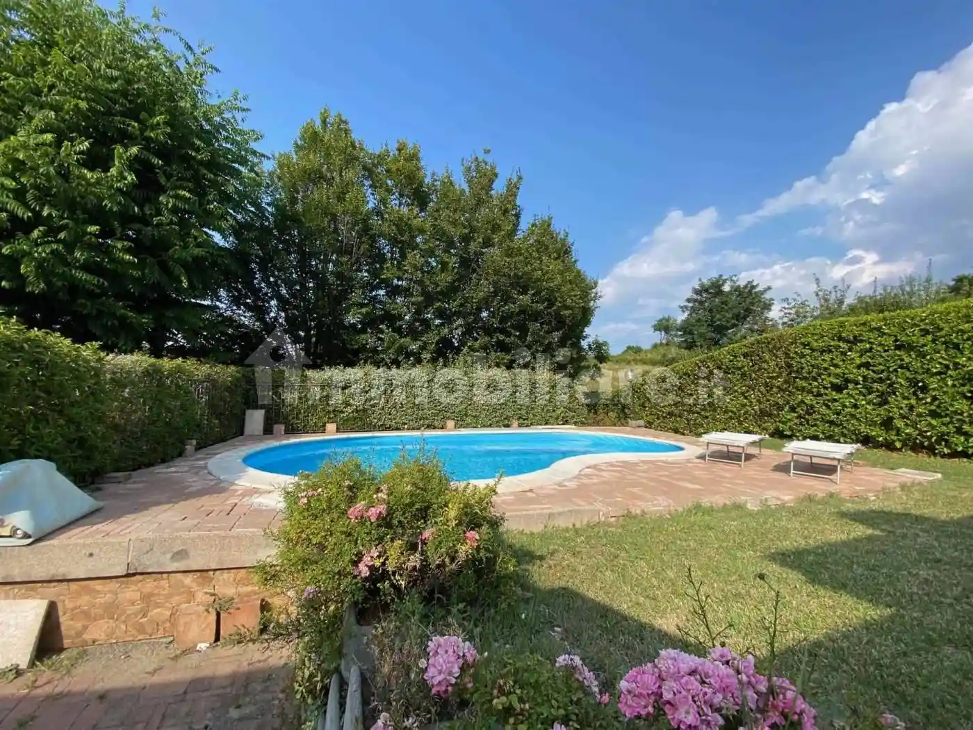 Villa in vendita a Piozzano