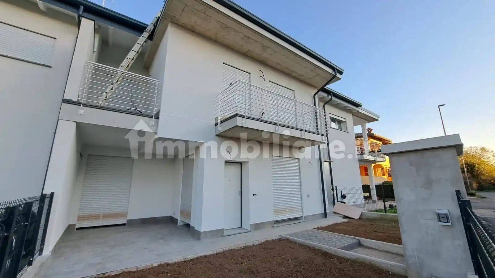 Villetta a schiera in vendita a Oggiona con Santo Stefano