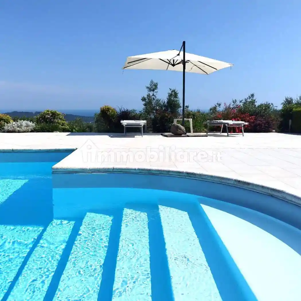 Villa in vendita a Formia