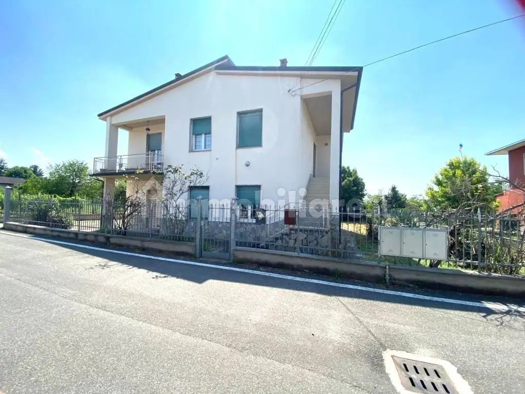 Terratetto unifamiliare Corvino San Quirico frazione Fumo via Giovanni Pascoli 3, Fumo, Corvino San Quirico - foto 4