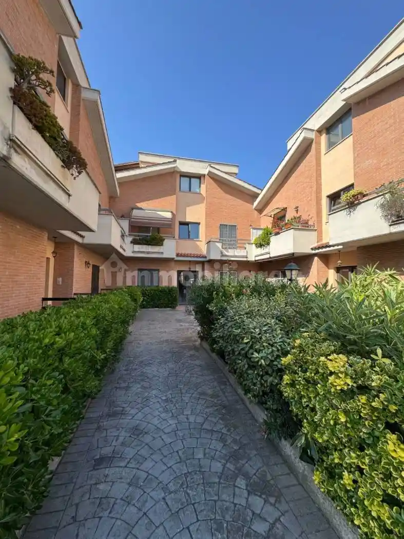 Bilocale via Francesco di Benedetto, 113, Romanina, Roma - foto 3