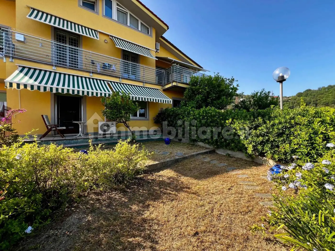 Appartamento in vendita a Varazze